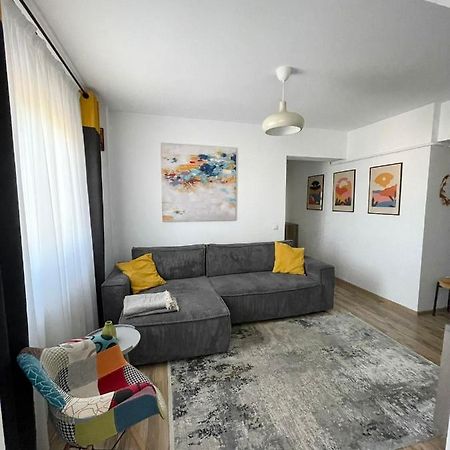 Cozy Apartment - Near Airport And Palas Mall Iasi Esterno foto