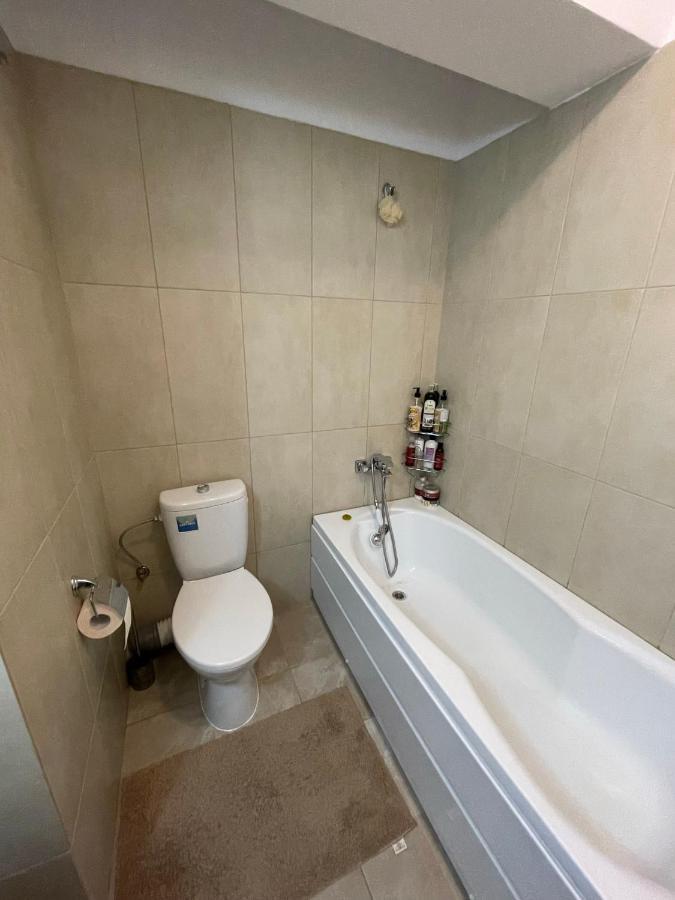 Cozy Apartment - Near Airport And Palas Mall Iasi Esterno foto